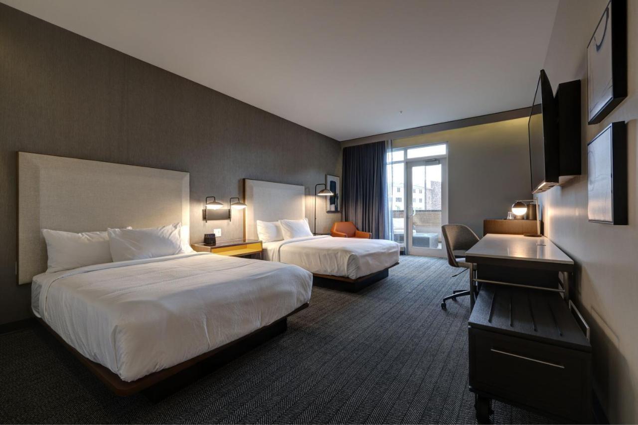 Courtyard By Marriott Iowa City University Heights Exterior foto